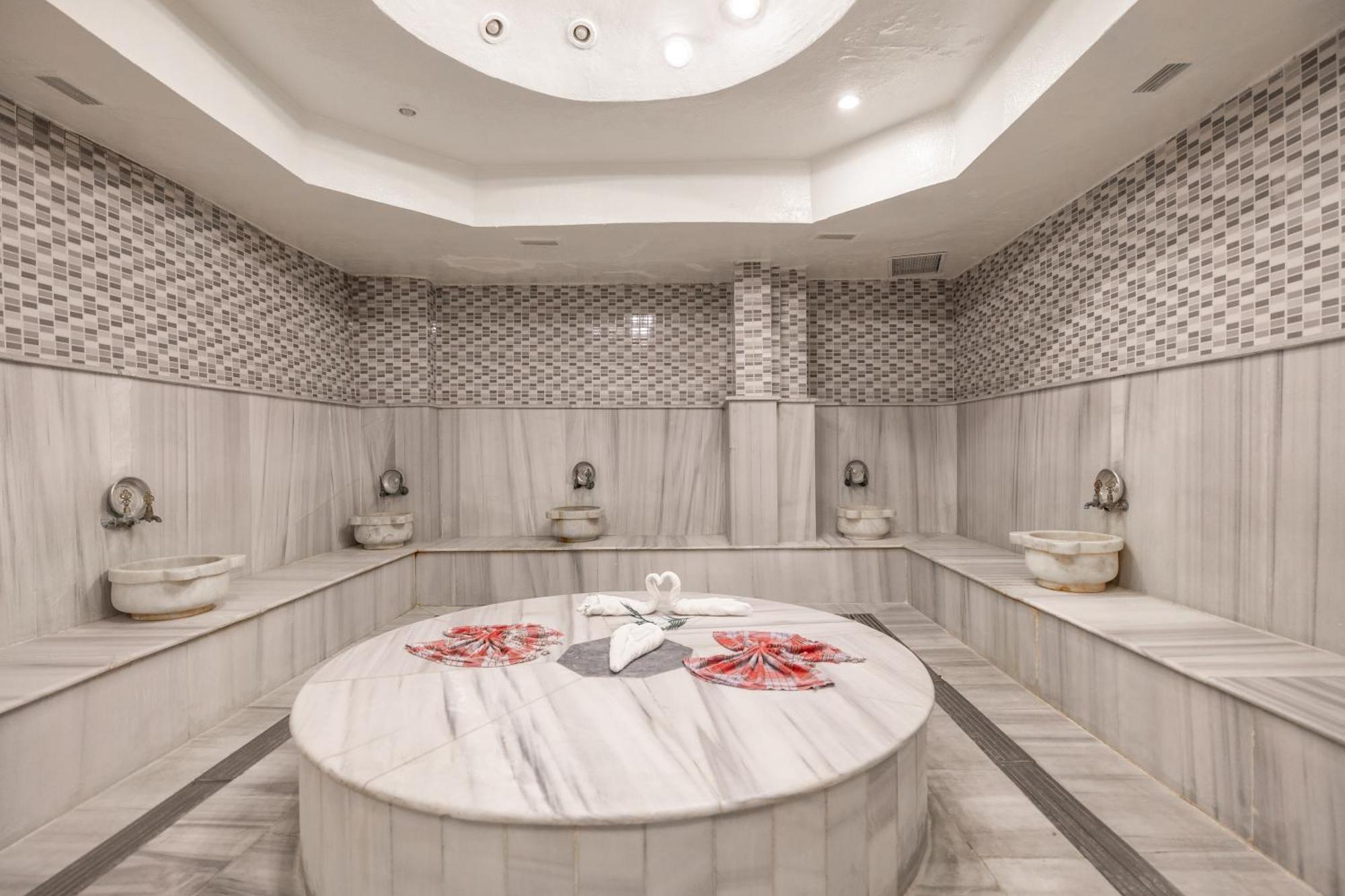 Halic Park Hotel Ayvalı Exteriör bild